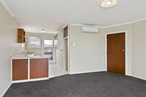 Photo of property in 2/109 Middlepark Road, Sockburn, Christchurch, 8042