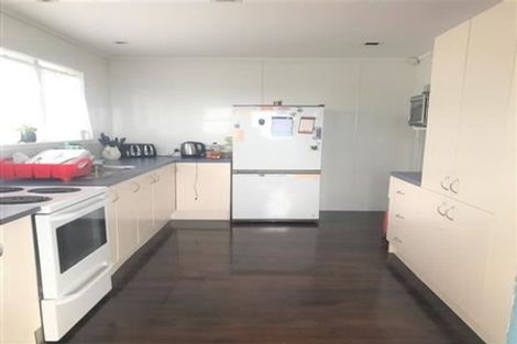 Photo of property in 281 Don Buck Road, Massey, Auckland, 0614