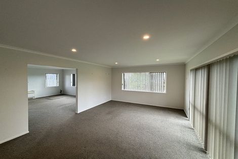 Photo of property in 74 Fernbrook Drive, Hurworth, New Plymouth, 4310