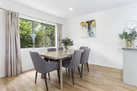 Photo of property in 91a Woodglen Road, Glen Eden, Auckland, 0602