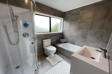 Photo of property in 65 Reynella Drive, Massey, Auckland, 0614