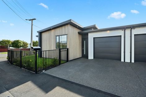 Photo of property in 2/5 Mears Road, Saint Andrews, Hamilton, 3200