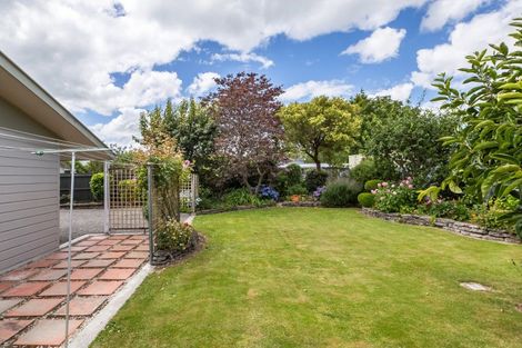 Photo of property in 27 Lincoln Road, Carterton, 5713