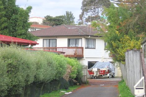 Photo of property in 11 Alidade Place, Massey, Auckland, 0614