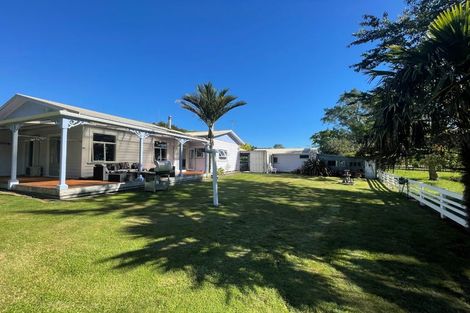 Photo of property in 1186 Egmont Road, Egmont Village, New Plymouth, 4372