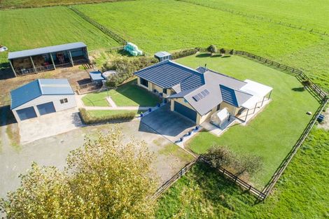 Photo of property in 1582 Rongotea Road, Kairanga, Palmerston North, 4475