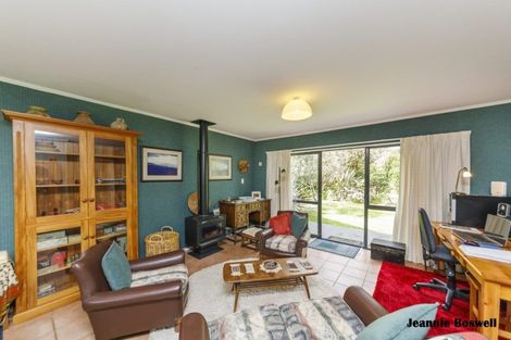 Photo of property in 160-170 Moonshine Valley Road, Aokautere, Palmerston North, 4471