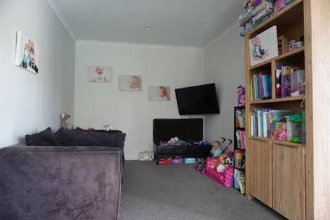 Photo of property in 124a George Street, Tuakau, 2121