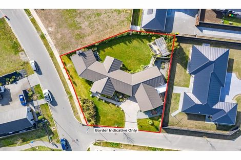 Photo of property in 6 Te Waihora Street, Pegasus, 7612