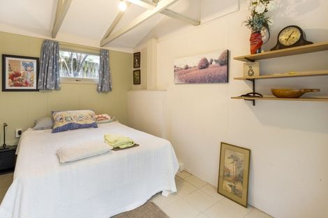 Photo of property in 19 Sandy Bay Road, Black Rock, Picton, 7282