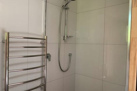 Photo of property in 2a Rimu Road, Stanmore Bay, Whangaparaoa, 0932