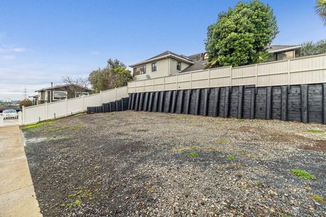 Photo of property in 2/32 Seacliffe Road, Hillsborough, Auckland, 1042