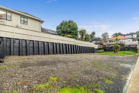 Photo of property in 2/32 Seacliffe Road, Hillsborough, Auckland, 1042