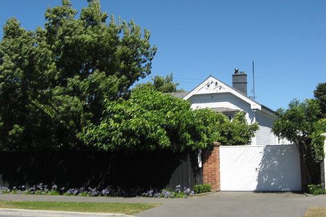 Photo of property in 32 Office Road, Merivale, Christchurch, 8014