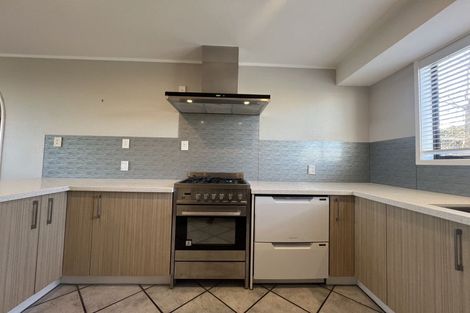 Photo of property in 18 Deodar Place, Totara Heights, Auckland, 2105