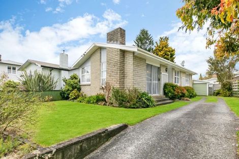 Photo of property in 9 Macmurdo Avenue, Glenview, Hamilton, 3206