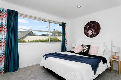 Photo of property in 2 Swift Place, Leamington, Cambridge, 3432