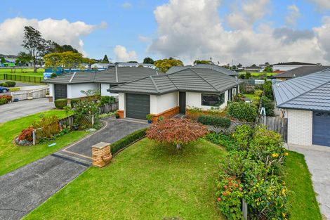 Photo of property in 2a Dan Bryant Place, Pukekohe, 2120