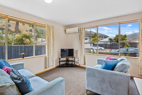 Photo of property in 1/69 Wiggins Street, Sumner, Christchurch, 8081