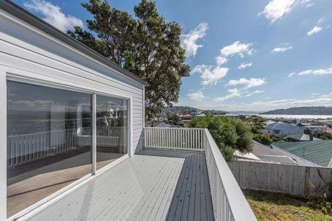 Photo of property in 11 Upper Bourke Street, Kilbirnie, Wellington, 6022