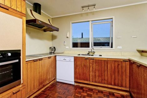 Photo of property in 10 Braemar Road, Rothesay Bay, Auckland, 0630