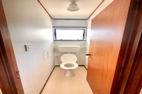 Photo of property in 1/27 Sea Spray Drive, Bucklands Beach, Auckland, 2012