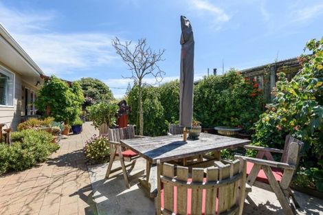 Photo of property in 7 Hodgkins Road, Waikanae Beach, Waikanae, 5036