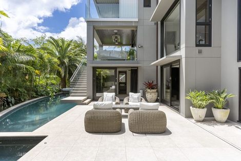 Photo of property in 11 Bella Vista Road, Herne Bay, Auckland, 1011