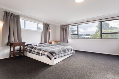 Photo of property in 36 Renown Road, Raumati South, Paraparaumu, 5032