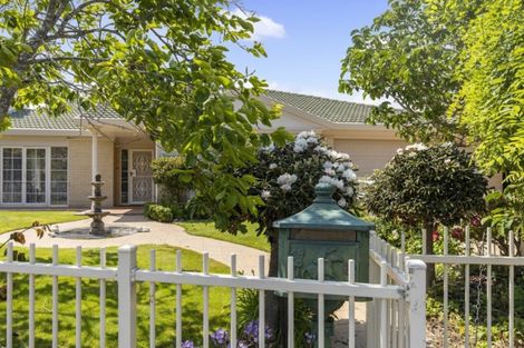 Photo of property in 6 Saint Andrews Grove, Boulcott, Lower Hutt, 5010