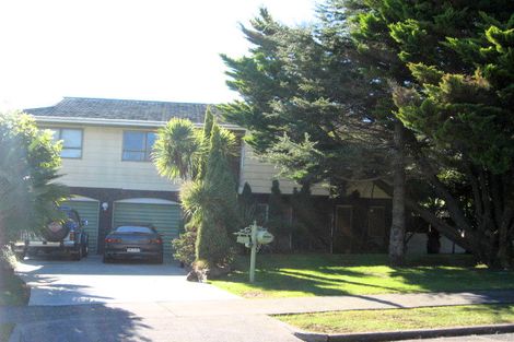 Photo of property in 1 Bluewater Place, Wattle Downs, Auckland, 2103