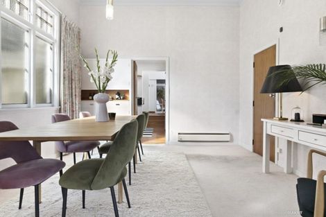 Photo of property in 2 Maida Vale Road, Roseneath, Wellington, 6011