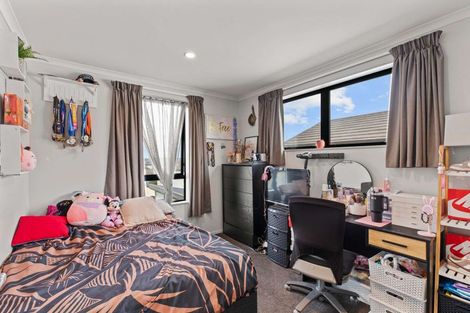 Photo of property in 25 Hitori Street, Weymouth, Auckland, 2103
