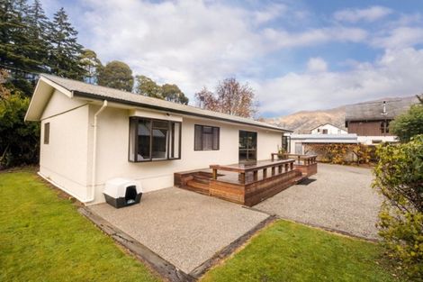 Photo of property in 2 Wiley Road, Wanaka, 9305