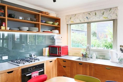 Photo of property in 137 Long Beach Road, Russell, 0202