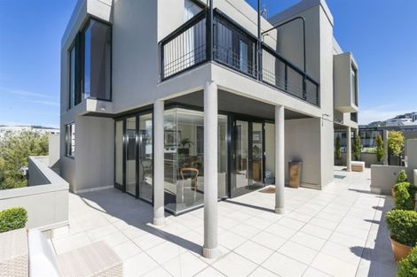 Photo of property in Highwic, 18/32 Hobson Street, Thorndon, Wellington, 6011