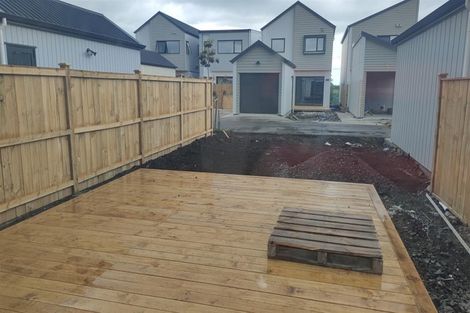 Photo of property in 61 Kairakau Street, Papakura, 2110