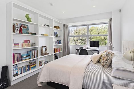 Photo of property in 8b Crown Lane, Remuera, Auckland, 1050