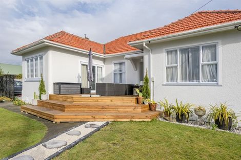 Photo of property in 15 Reeve Street, Levin, 5510