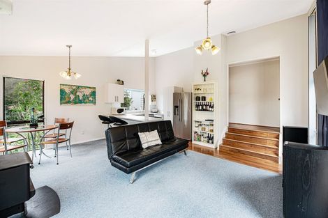 Photo of property in 20 Hassan Drive, Massey, Auckland, 0614