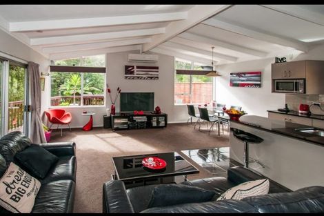 Photo of property in 89 John Downs Drive, Browns Bay, Auckland, 0630