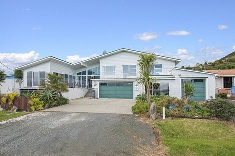 Photo of property in 10 Waikaraka Beach Road, Tamaterau, Whangarei, 0174