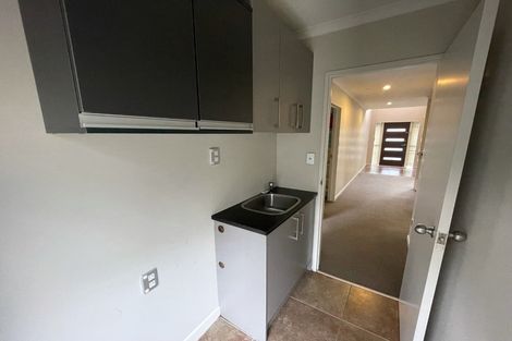 Photo of property in 25 Terrasini Drive, Flat Bush, Auckland, 2019