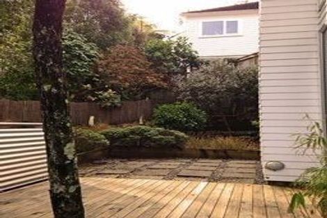 Photo of property in 6 Glentui Grove, Khandallah, Wellington, 6035