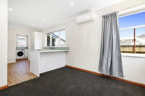 Photo of property in 98 Kilbirnie Crescent, Kilbirnie, Wellington, 6022