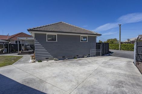 Photo of property in 17 Colac Street, Avondale, Christchurch, 8061