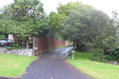 Photo of property in 2/63 Kurnell Drive, Botany Downs, Auckland, 2010