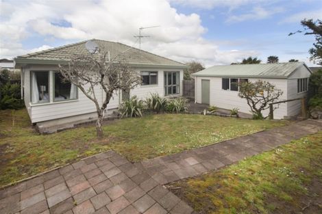 Photo of property in 105 Sykes Road, Weymouth, Auckland, 2103