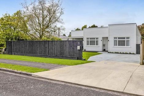 Photo of property in 41 Mahoe Street, Inglewood, 4330