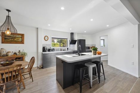 Photo of property in 239 Mapara Road, Acacia Bay, Taupo, 3385